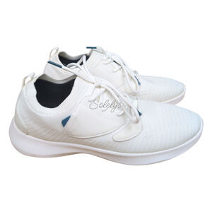 Vessi Everyday Move Mens 10 Polar White Waterproof Knit DymaTex Lace Up Sneaker